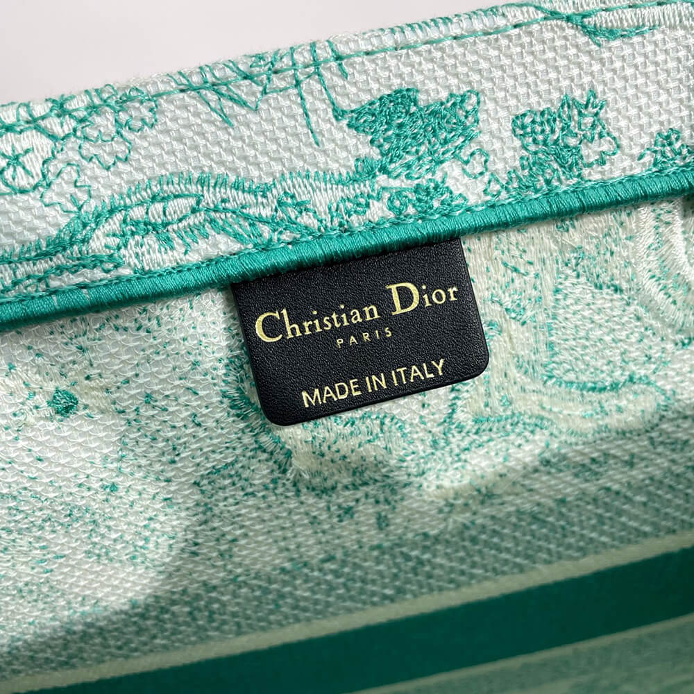 medium D*oriviera D*or book tote