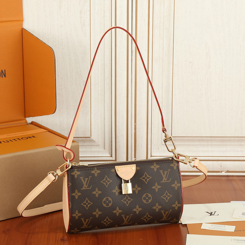 LV Pochette Tirette