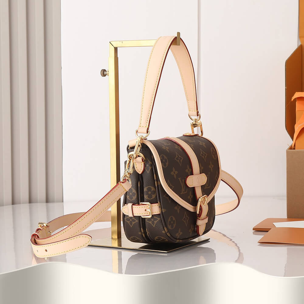 LV  Saumur BB