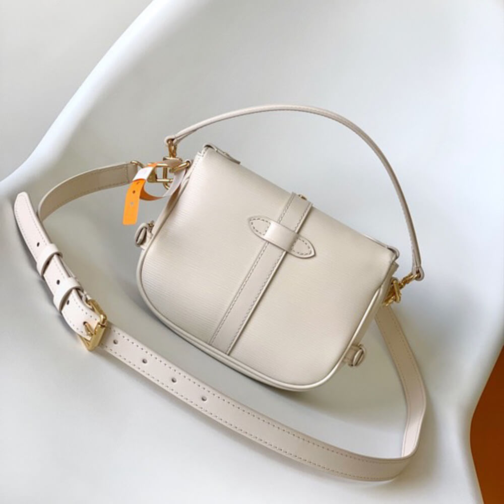 LV  Saumur BB