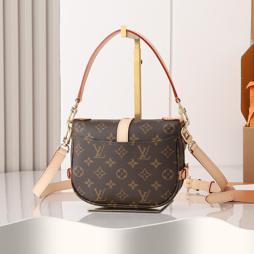 LV  Saumur BB