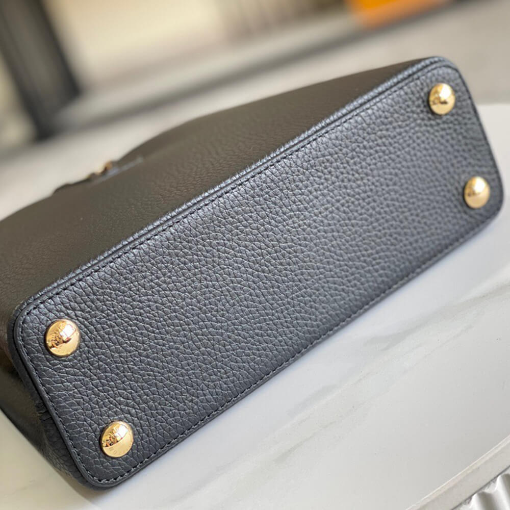 LV Capucines BB