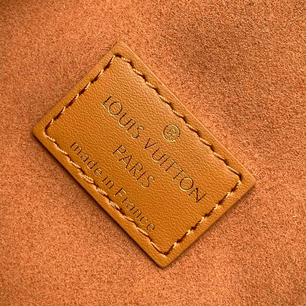 LV  Saumur BB
