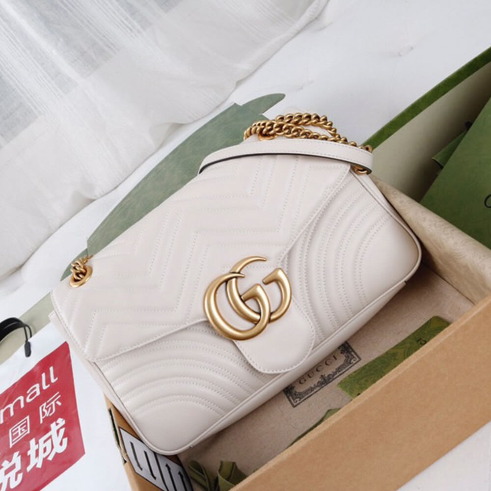GG Marmont medium matelasse shoulder bag