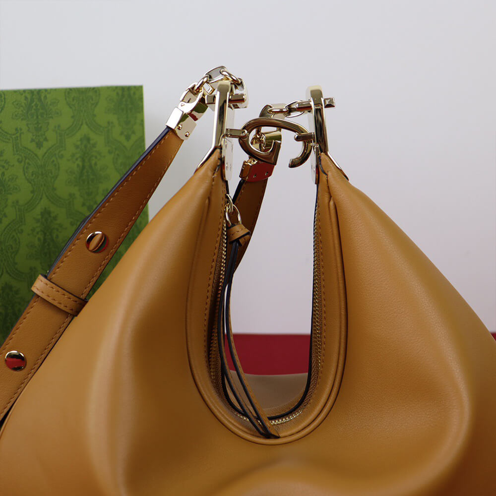 G*u*i attache large shoulder bag
