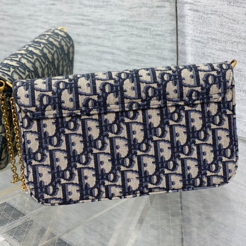 D*or saddle pouch with chain