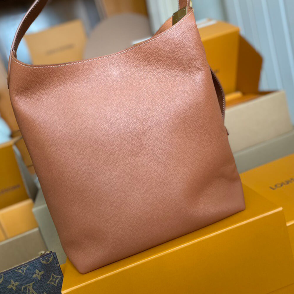 LV Low Key Hobo MM(high-end grade)