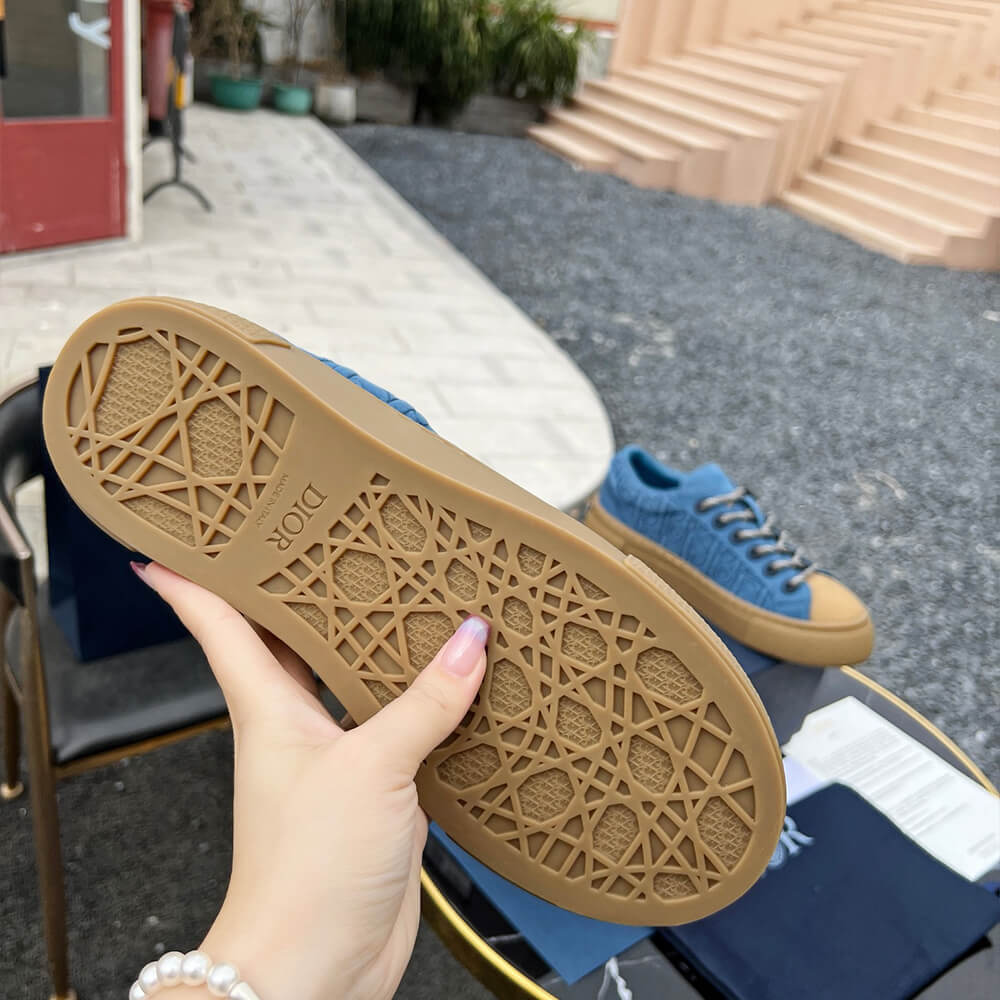 D*or b33 sneaker